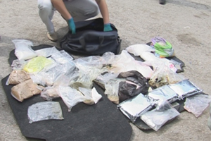 ФСБ поймала двух новосибирцев, создавших интернет-магазин синтетических наркотиков ФСБ поймала двух новосибирцев, создавших интернет-магазин синтетических наркотиков