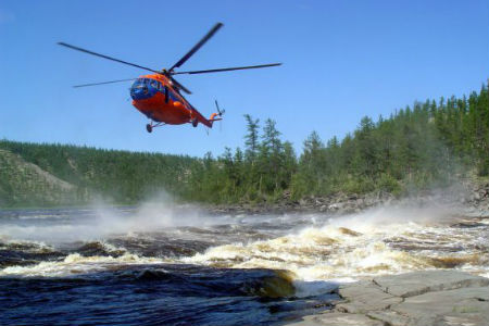 Вертолет Ми-8 совершил аварийную посадку в Красноярском крае Вертолет Ми-8 совершил аварийную посадку в Красноярском крае