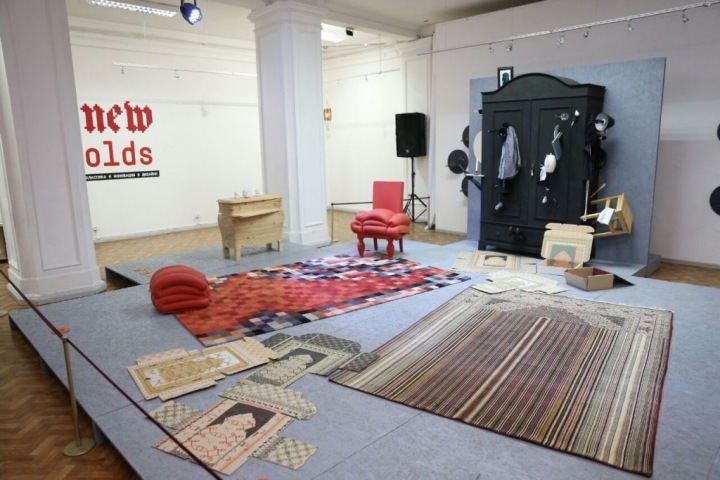 Ироничная выставка современного дизайна открылась в Новосибирске Ироничная выставка современного дизайна открылась в Новосибирске