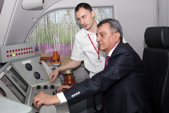 «Управление в ручном режиме»: год Сергея Меняйло в Новосибирске