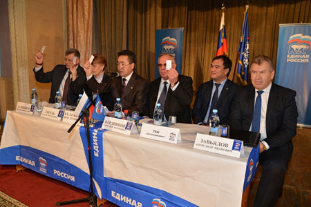 «Единая Россия» поищет «предателей» партии перед выборами на Алтае «Единая Россия» поищет «предателей» партии перед выборами на Алтае