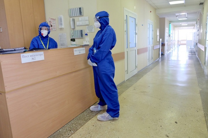 Тринадцать новосибирцев скончались от коронавируса за сутки Тринадцать новосибирцев скончались от коронавируса за сутки