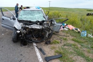 Четыре человека пострадали, двое погибли при столкновении автомобилей в Хакасии Четыре человека пострадали, двое погибли при столкновении автомобилей в Хакасии