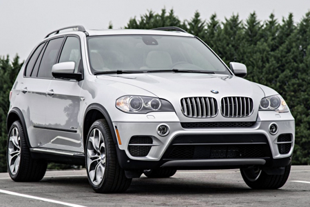 Красноярская полиция вернула немцу угнанный в Хильдене BMW Красноярская полиция вернула немцу угнанный в Хильдене BMW