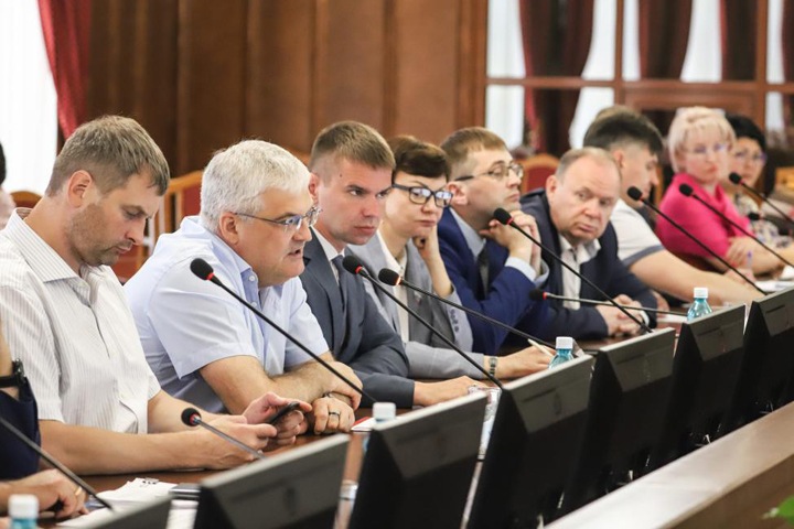 Новосибирское заксобрание раскритиковало правительственную программу расселения ветхого жилья Новосибирское заксобрание раскритиковало правительственную программу расселения ветхого жилья