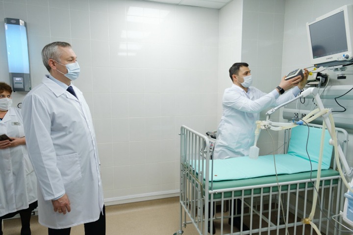 «Потери оказались намного ниже»: Травников вошел в 20-ку рейтинга губернаторов