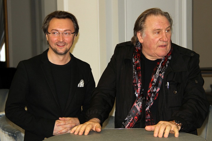 Менеджер актера Депардье получил компании в Новосибирске