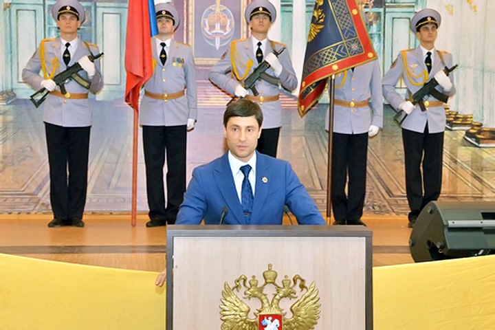 Кемеровский облсовет решил обязать Тулеева отчитываться о расходах Кемеровский облсовет решил обязать Тулеева отчитываться о расходах