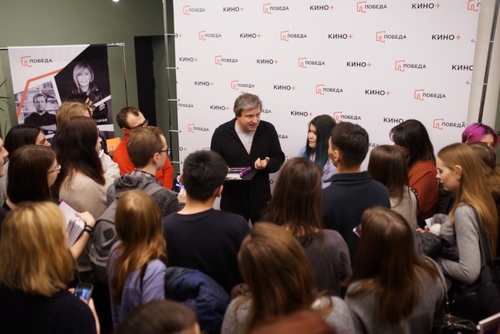 Кинокритик Антон Долин: «Настоящее искусство всегда массово, или оно не настоящее» Кинокритик Антон Долин: «Настоящее искусство всегда массово, или оно не настоящее»