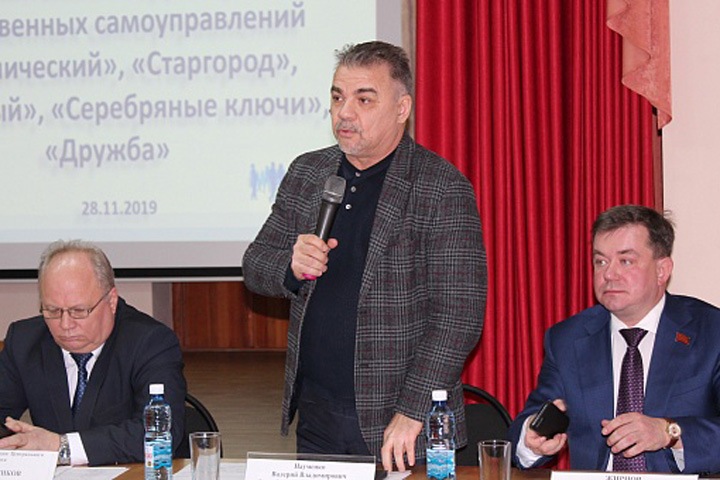 «Вцепились мертвой хваткой»: новосибирские коммунисты ведут войну за ТОС «Вцепились мертвой хваткой»: новосибирские коммунисты ведут войну за ТОС