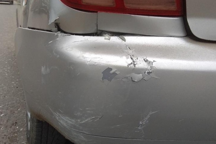 Стукнули машину во дворе и скрылись, что делать — инструкция Стукнули машину во дворе и скрылись, что делать — инструкция