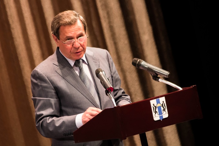 Губернатор посоветовал Анатолию Локтю «прекратить спекуляцию» на НДФЛ