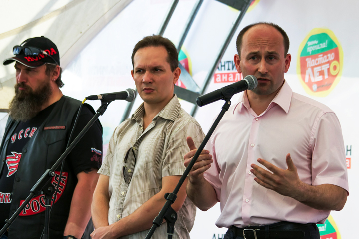 «Антимайдан» подготовит наблюдателей за наблюдателями для новосибирских выборов «Антимайдан» подготовит наблюдателей за наблюдателями для новосибирских выборов