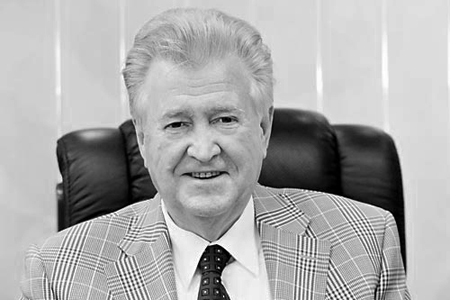 Скончался почетный житель Новосибирска Валерий Кармачёв