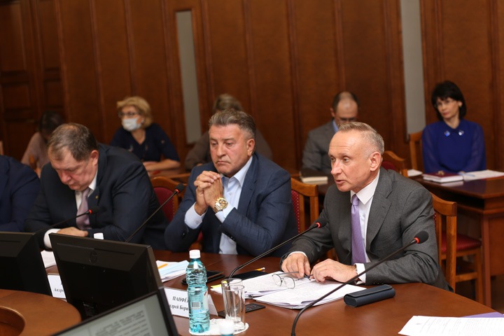 «Финансовая петля»: новосибирские депутаты увидели риски в «школьной» концессии «Финансовая петля»: новосибирские депутаты увидели риски в «школьной» концессии