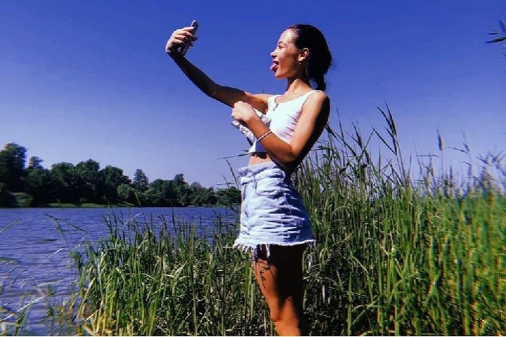 Красноярская порноактриса погибла после падения с высотки в Санкт-Петербурге