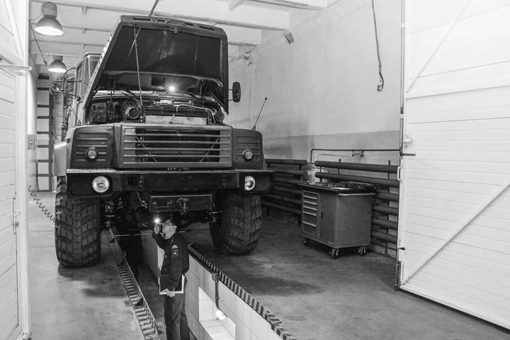 Оборонные заводы в РФ банкротятся. Часть скупила семья новосибирского депутата Госдумы