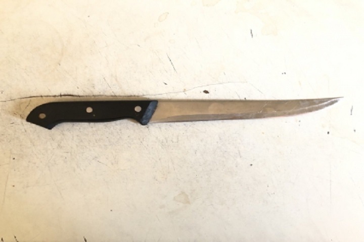 Жителя Бурятии ранили ножом и выгнали из квартиры умирать в подъезд