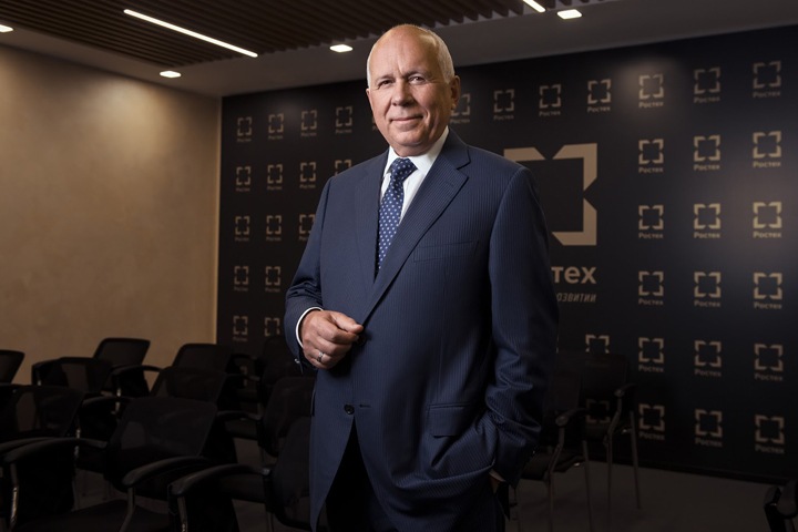 Иркутские депутаты одобрили повышение выплат Чемезову за почетное звание Иркутские депутаты одобрили повышение выплат Чемезову за почетное звание