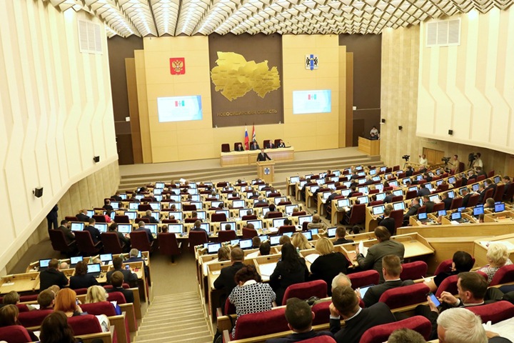 Депутаты приняли раскритикованную стратегию развития Новосибирской области Депутаты приняли раскритикованную стратегию развития Новосибирской области