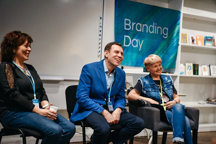 «Веселый молочник», «Кириешки» и «Топ-книга»: в Новосибирске вспомнили местные бренды, покорившие всю страну