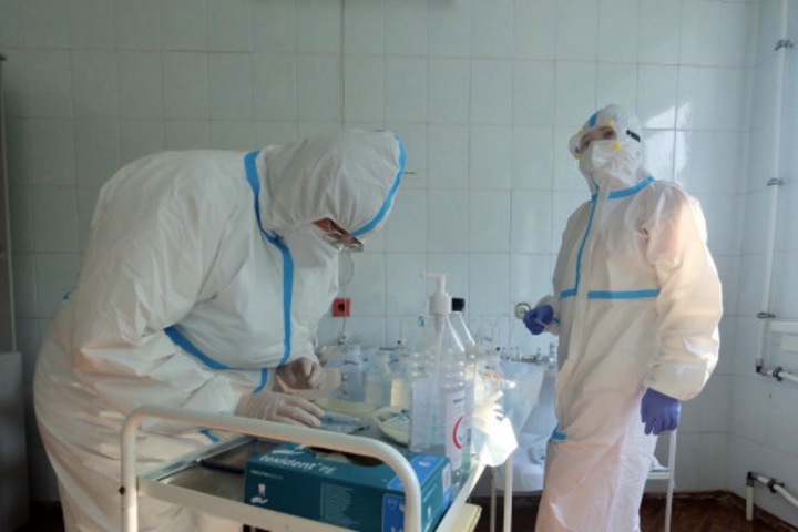 Новосибирцев с коронавирусом в реанимации стало резко больше