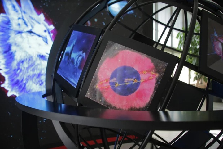 Картины новосибирских школьниц стали частью экспозиции Третьяковской галереи Картины новосибирских школьниц стали частью экспозиции Третьяковской галереи