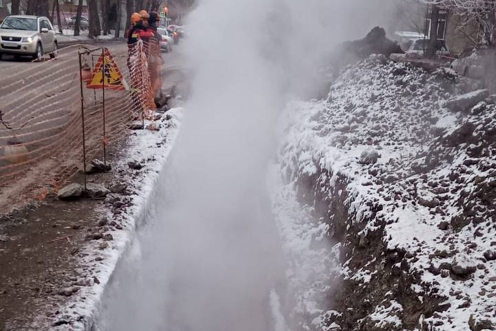 Новосибирский центр крови и десятки домов остались без тепла