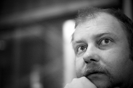 Покончил с собой известный новосибирский поэт Виктор Иванiв Покончил с собой известный новосибирский поэт Виктор Иванiв