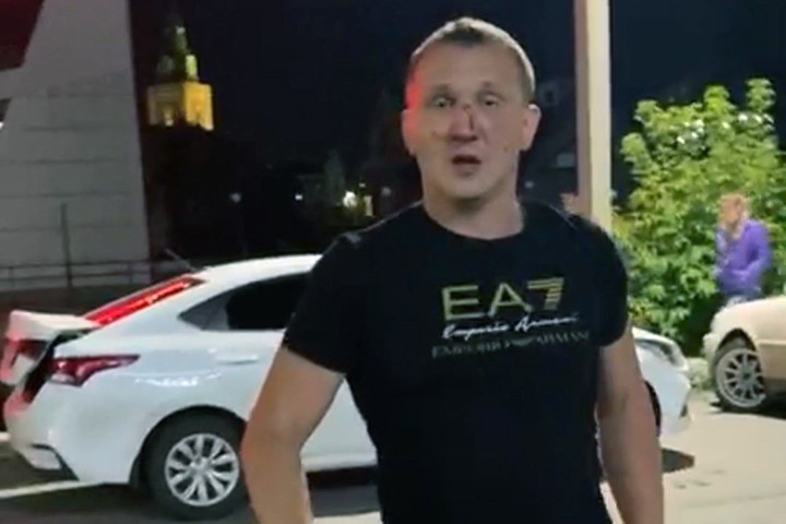 Чемпионку мира по кикбоксингу и спортсмена обвинили в избиении до смерти жителя Барнаула