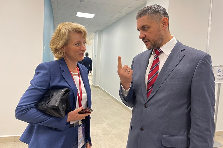 Поступления от налогов в бюджеты Алтая и Забайкалья начали падать