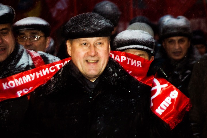 Локоть заявил о готовности бороться за пост губернатора