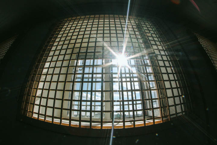 Заключенной в новосибирском СИЗО вернули сына