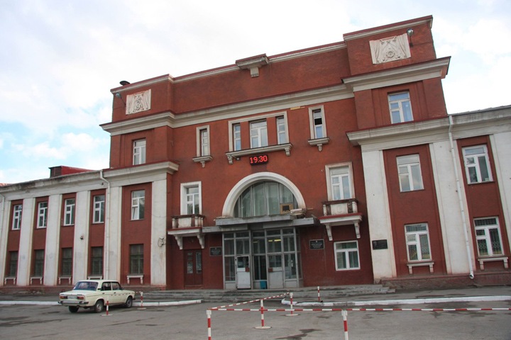 Экс-директор новосибирского оловокомбината стал банкротом Экс-директор новосибирского оловокомбината стал банкротом