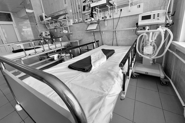 Смертность новосибирцев с коронавирусом занизили вдвое