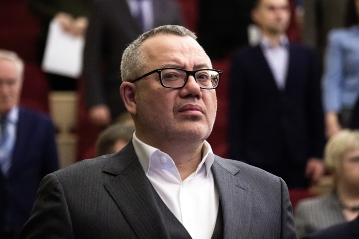 Первый кандидат выдвинулся в новосибирское заксобрание