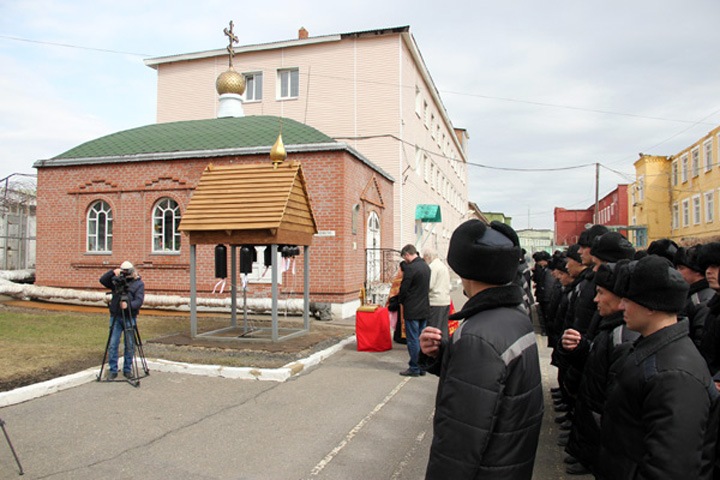 «Заявление в гарем»: кузбасский заключенный рассказал о пытках со стороны «активистов» «Заявление в гарем»: кузбасский заключенный рассказал о пытках со стороны «активистов»