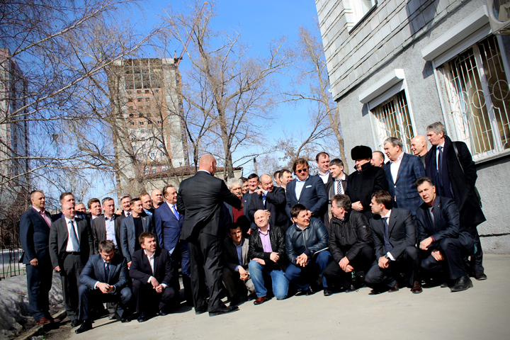 Новосибирские единороссы отложили оргвыводы до 7 апреля