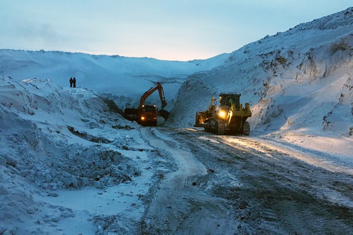 Троценко приостановил сделку с наследниками Босова из-за их судов с Исаевым