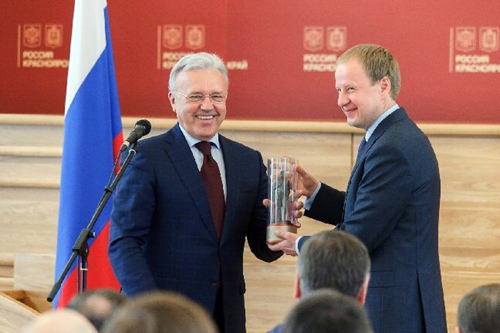 Врио сибирских губернаторов нашли деньги на выборы Врио сибирских губернаторов нашли деньги на выборы