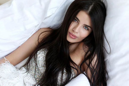 «Мисс Россия» Эльмира Абдразакова попросила залайкать ее перед конкурсом «Мисс Мира» (видео)