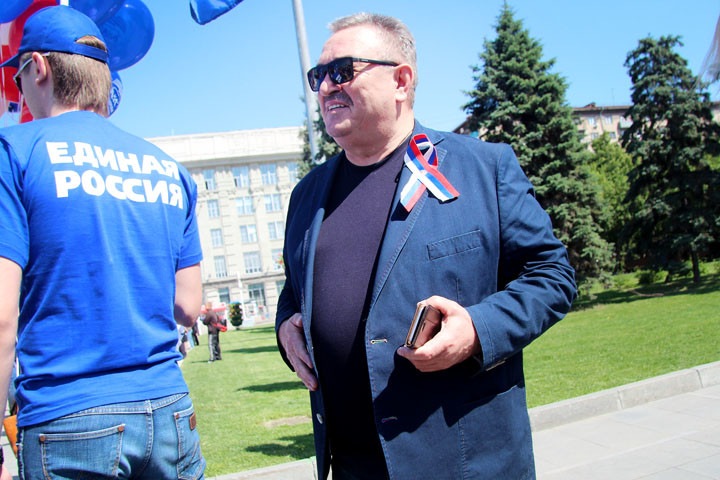 Руководство новосибирской «ЕР» опровергло решение депутатов о поддержке Борматова Руководство новосибирской «ЕР» опровергло решение депутатов о поддержке Борматова