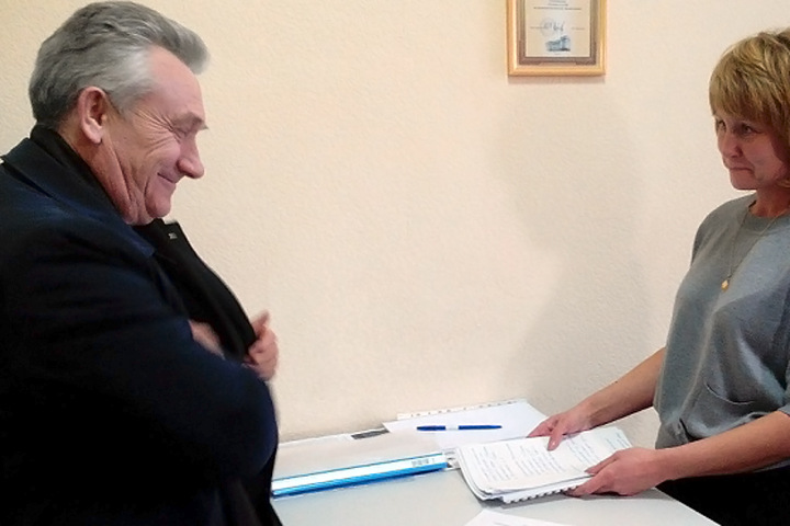 Омский губернатор уволил своего выдвинувшегося в мэры зама Омский губернатор уволил своего выдвинувшегося в мэры зама