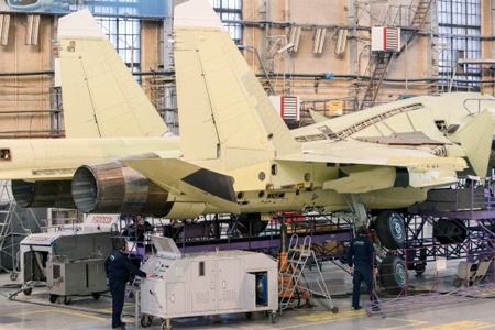Новосибирский завод поставил армии новую партию Су-34 Новосибирский завод поставил армии новую партию Су-34