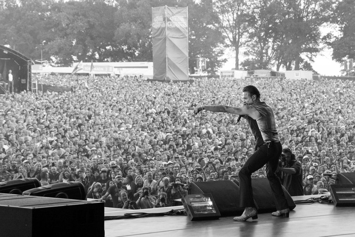 Сибирские фанаты в погоне за Depeche Mode: ложные командировки, плацкарт и сердечный приступ Сибирские фанаты в погоне за Depeche Mode: ложные командировки, плацкарт и сердечный приступ