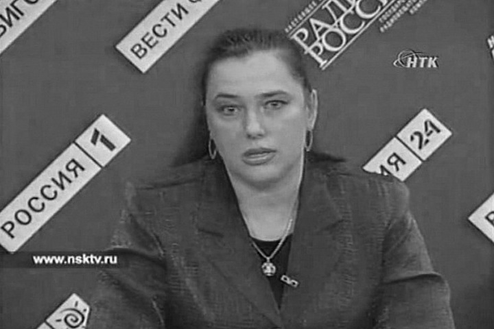 Обвиняемая в растрате глава хозуправления новосибирского правительства вышла из СИЗО