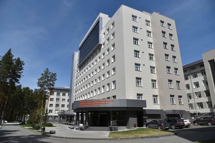 Уголовное дело завели из-за махинаций на сотни миллионов с закупками клиники Мешалкина
