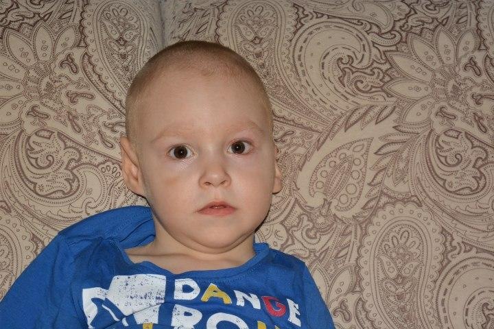 Полуторагодовалому новосибирцу нужна дорогая реабилитация, чтобы ходить Полуторагодовалому новосибирцу нужна дорогая реабилитация, чтобы ходить