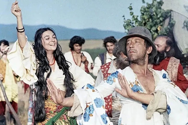 Цыгане в Сибири: романсы, наркотики и «позолоти ручку» Цыгане в Сибири: романсы, наркотики и «позолоти ручку»