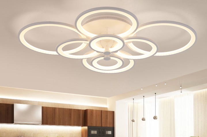 Покупка припотолочной люстры Покупка припотолочной люстры